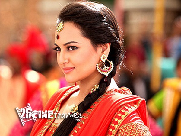 50 cops and 30 bouncers for Sonakshi Sinha's security