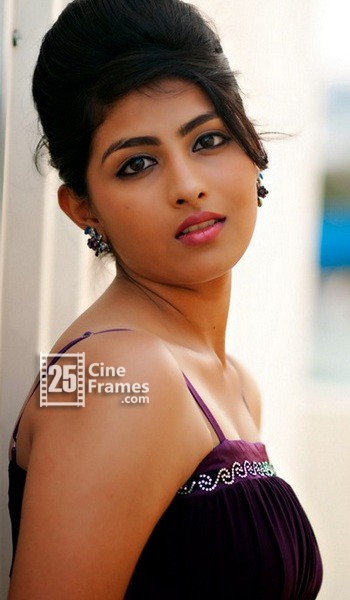 Venkatesh's daughter Kruthika Jayakumar heroine debut