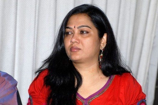 Hema wants to shift TFI Tollywood Industry to Andhra Pradesh