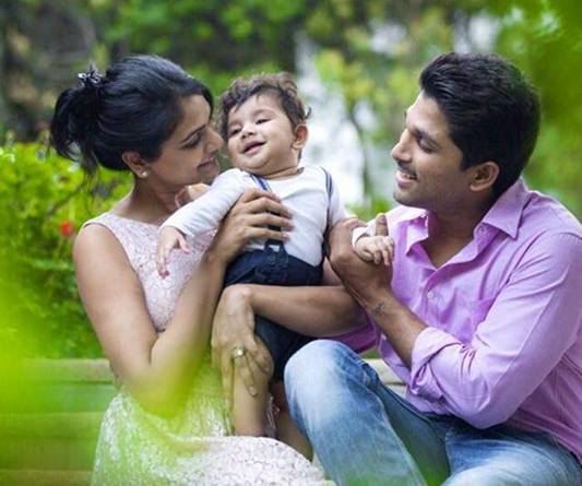 Allu Arjun Sneha Reddy Son Allu Ayaan Latest New HD Photos