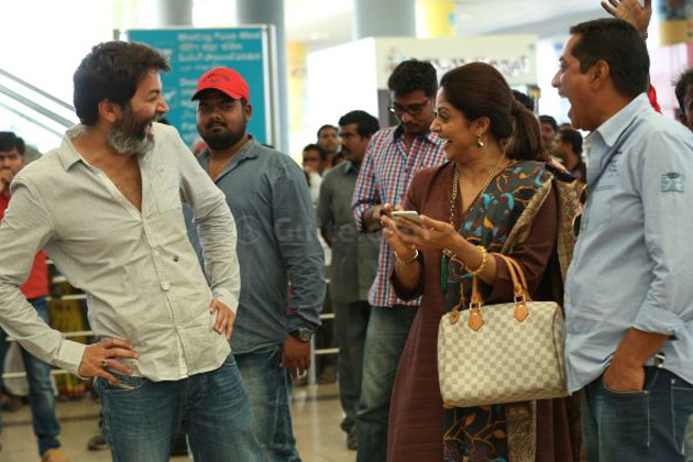 A..Aa Movie - Trivikram copied Story from 'Meena'