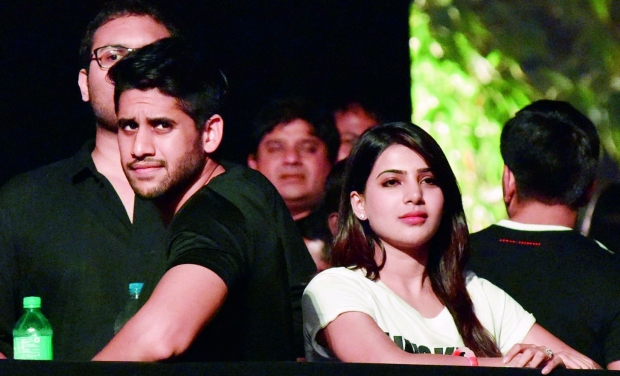 Samantha Watching AAa Movie with Naga Chaitanya