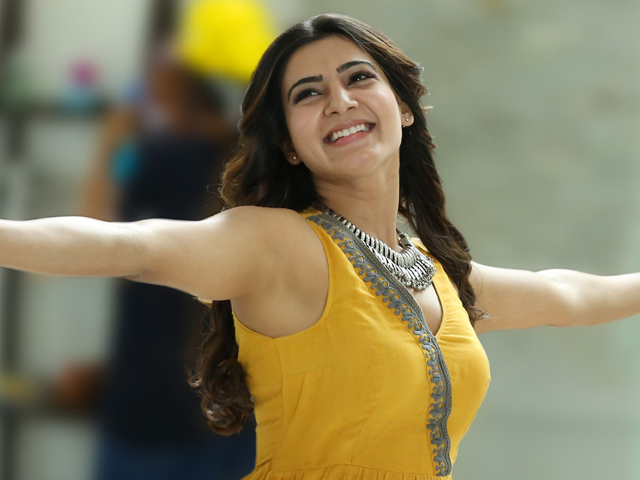 Samantha makes her fans happy with Tweet!