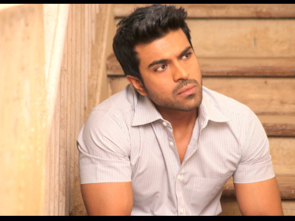 Hero-worship should not come in the way of screenplay, says Ram Charan!