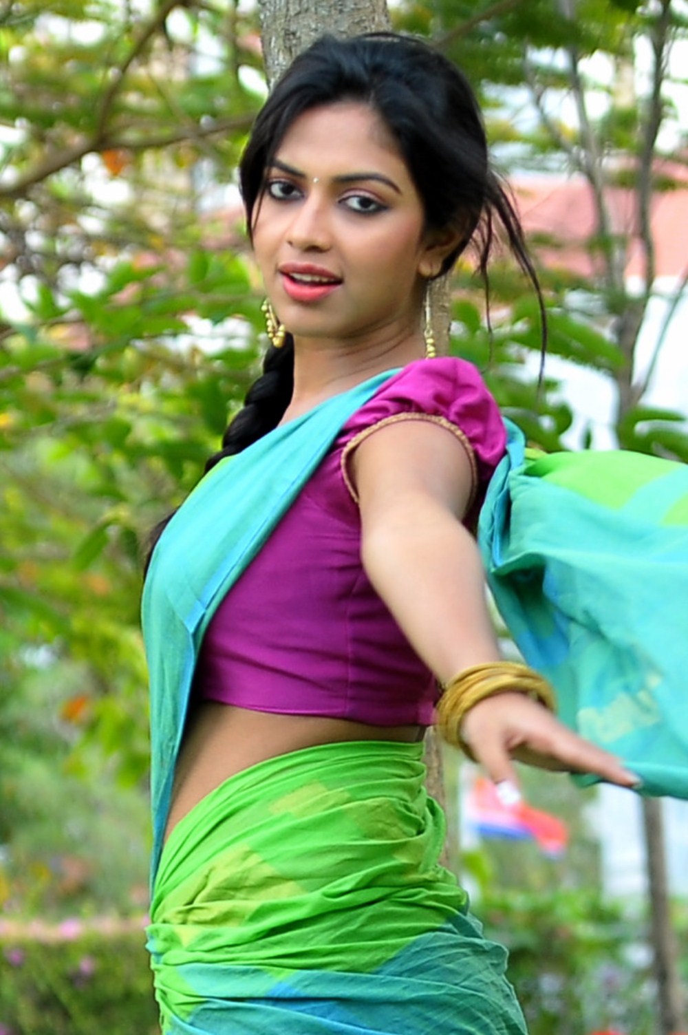 Iddarammayilatho Telugu Full Movie Allu Arjun, Amala