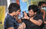 Iddarammayilatho_working_Stills_4a9502adbb57014dad6a4ca8a017b00d