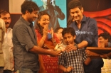 1 Nenokkadine Audio Launch Gallery