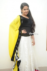 Avika Gor in Uyyala Jampala Photo Gallery 25CineFrames