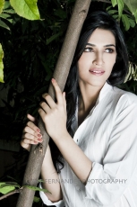 Mahesh One Nenokkadine Heroine Kriti Sanon Latest Photos, Kriti