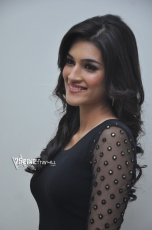 Kriti Sanon Photos at 1 Nenokkadine Audio Launch 25CineFrames