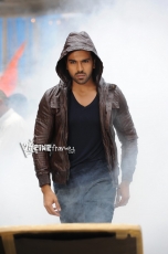 Ram Charan Yevadu New Stills 25CineFrames