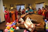 Sumanth Lady Getup Stills in Emo Gurram Egaravachu 25CineFrames