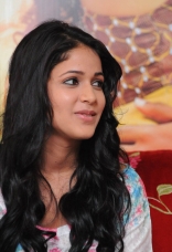 Lavanya Tripathi at Doosukeltha Press Meet Gallery