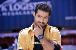 NTR-Stylish-Stills-in-Ramayya-Vasthavayya-15