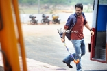 NTR-Stylish-Stills-in-Ramayya-Vasthavayya-25