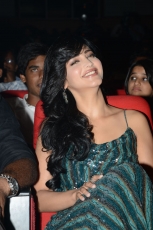 Shruthi-Hassanin-Yevadu-Audio-Launch-24