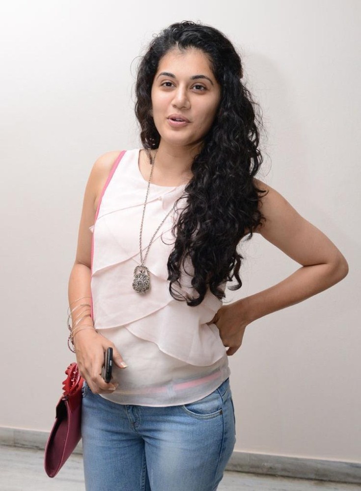 Taapsee Pannu Latest Photos 25cineframes