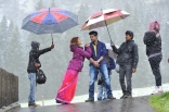 Yevadu Working Stills