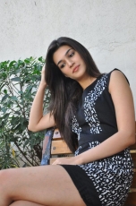 Kriti Sanon New Photos at 1 Nenokkadine Interview 25CineFrames