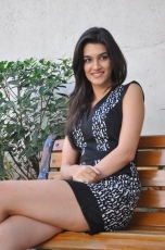 Kriti Sanon New Photos at 1 Nenokkadine Interview 25CineFrames