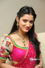 Richa Panai New Photo Stills 25CineFrames