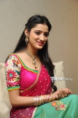 Richa Panai New Photo Stills 25CineFrames