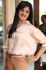 Vimala Raman New Hot Photos 25CineFrames