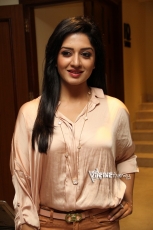 Vimala Raman New Hot Photos 25CineFrames