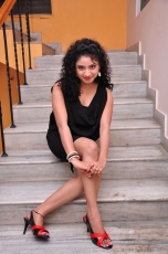 Vishnu Priya Latest Hot Photo Stills 25CineFrames