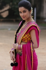 Madhurima Item Girl Stills In Kotha Janta 25CineFrames