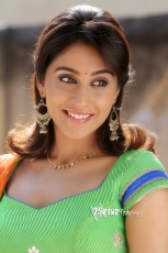 Regina Cassandra New Photos Stills in Kotha Janta 25CineFrames