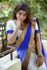 Actress Harini Hot Spicy Photo Shoot