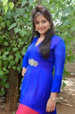 Anjali Latest Photos Stills at Geethanjali Pressmeet