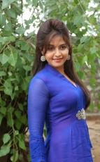 Anjali Latest Photos Stills at Geethanjali Pressmeet