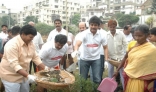 Nagarjuna Akkineni Family Joins Swachh Bharat Photos