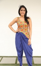 Regina Cassandra Pillanuvvu Leni Jeevitham Actress Photos Gallery