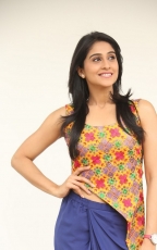 Regina Cassandra Pillanuvvu Leni Jeevitham Actress Photos Gallery