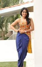 Regina Cassandra Pillanuvvu Leni Jeevitham Actress Photos Gallery