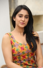 Regina Cassandra Pillanuvvu Leni Jeevitham Actress Photos Gallery