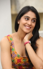 Regina Cassandra Pillanuvvu Leni Jeevitham Actress Photos Gallery