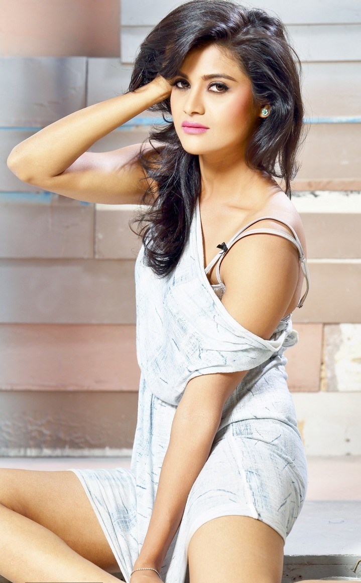 Devayanim New Latest Actress Hot HD Photo Shoot Photos ...