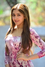 Actress Sayesha Saigal HD Photos Gallery