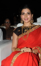 Samantha Red Saree Hot Stills at Son of Sathyamurthy Audio Launch Function