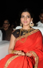 Samantha Red Saree Hot Stills at Son of Sathyamurthy Audio Launch Function