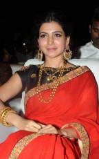 Samantha Red Saree Hot Stills at Son of Sathyamurthy Audio Launch Function