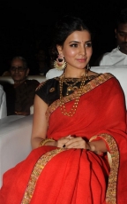 Samantha Red Saree Hot Stills at Son of Sathyamurthy Audio Launch Function