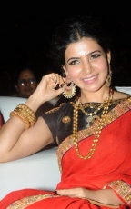 Samantha Red Saree Hot Stills at Son of Sathyamurthy Audio Launch Function