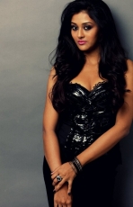 Pooja Jhaveri Latest Hot Photo Shoot Stills Photos in Black Dress