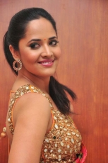 Anchor Anasuya At Vinavayya Ramayya Audio Launch Photos