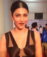 Shruti Haasan at 62nd South Filmfare Awards 2015 HD Photos Gallery